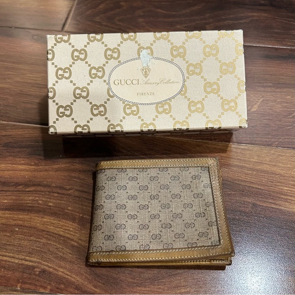 Vintage Gucci Brown Micro GG Monogram Bifold Wallet with original box - Picture 1 of 9